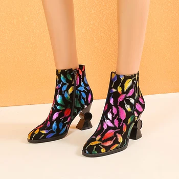 2020 m. Europos ir Amerikos stiliaus spalvingų grafiti Aukšto kulno trumpas batai, šilta, apvalios galvos moterų batai medvilnės batai 34-43