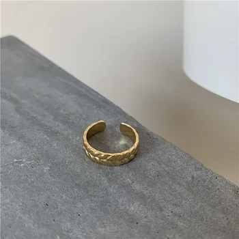 Naujas Minimalistinis Reguliuojamas Mazgas Pakraštyje Atidaryti Rodomojo Piršto Žiedą Ir Ponios Šalies Nuotrauka Pažinčių Susukti Kviečių Formos Aukso Žiedus