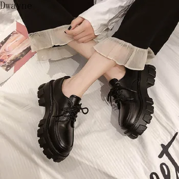 Mažas odos batai moteriška 2019 naujų laukinių storio aukšto kulno retro juoda darbo batai pavasarį ir rudenį sponge cake mažai vieno batai